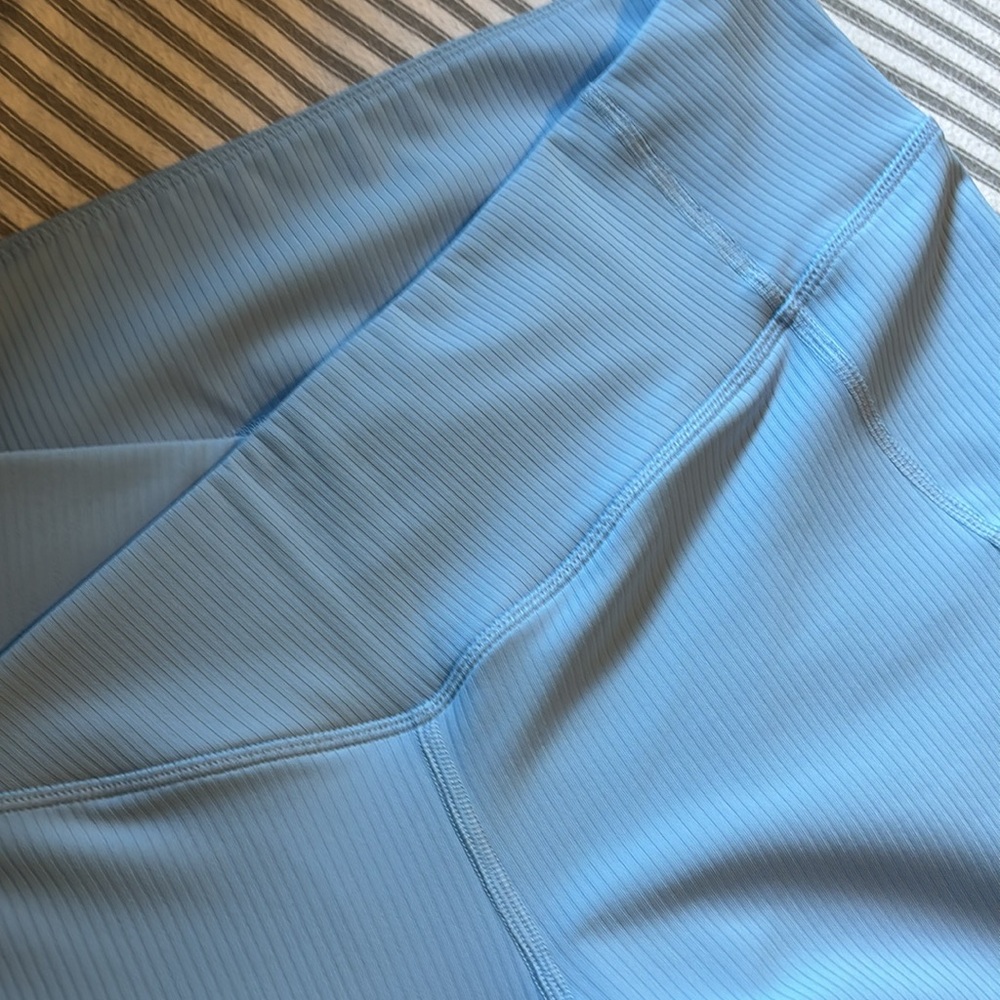 Fabletics Blue Flared Athletic Bottoms 2x - image 2